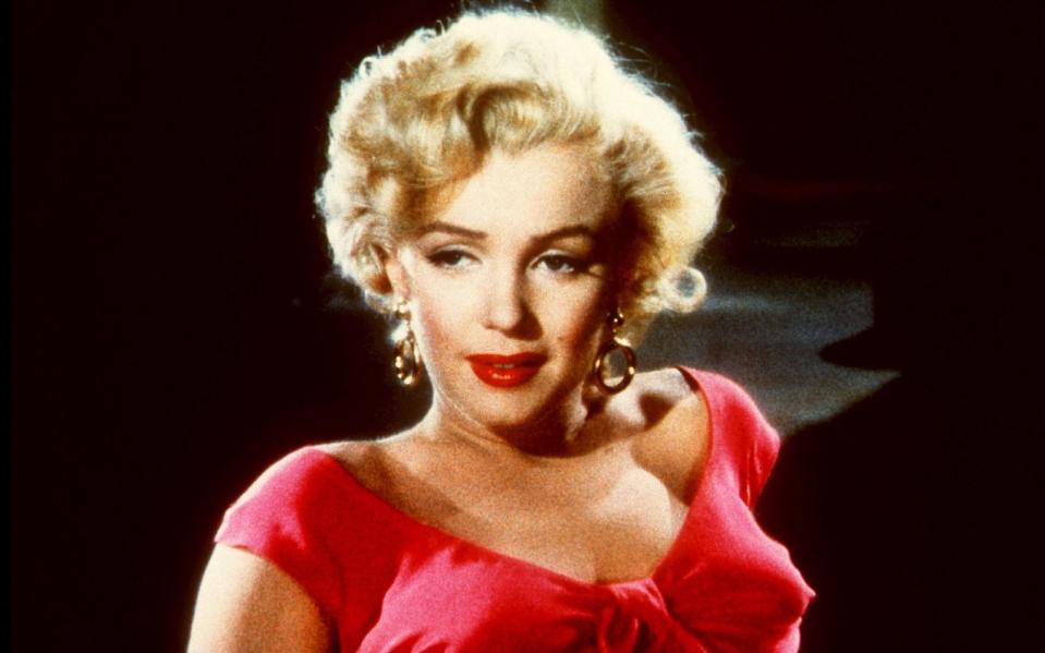 So lernte die Welt Norma Jeane Baker kennen: Unter ihrem Künstlernamen Marilyn Monroe feierte sie in "Niagara" 1952 ihren Durchbruch und ist bis heute der Inbegriff der blonden Hollywood-Schönheit. (Bild: ZDF und ORF / BT)