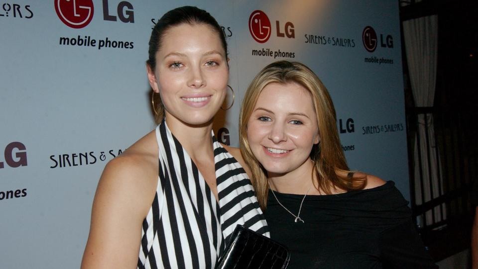 Jessica Biel and Beverley Mitchell, 2003