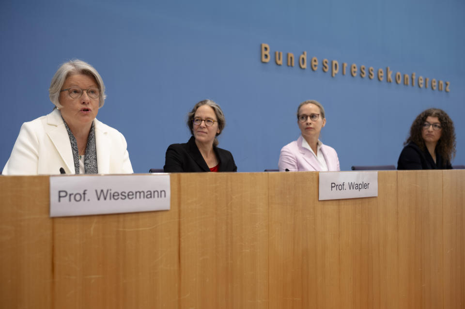 From left: Claudia Wiesemann, Friederike Wapler, Frauke Brosius-Gersdorf and Liane Woerner, members of an expert commission tasked by the German government, present a report to decriminalize the current abortion law during a news conference in Berlin, Geramny, Monday, April 15, 2024. The independent experts commission recommended that abortion in Germany should no longer fall under the country's penal code but be made legal during the first 12 weeks of pregnancy. (AP Photo/Markus Schreiber)