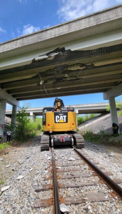 840 excavator bridge