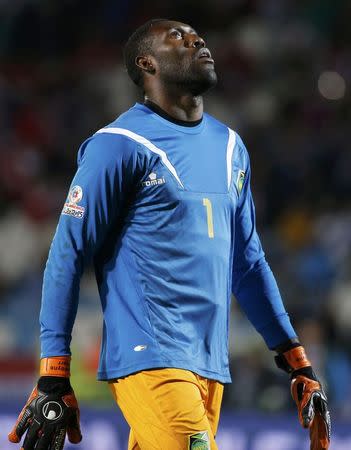 Jamaica's goalie Kerr Duwayne leaves the pitch following his team's loss to Paraguay in their first round Copa America 2015 soccer match at Estadio Regional Calvo y Bascunan in Antofagasta, Chile, June 16, 2015. REUTERS/Andres Stapff