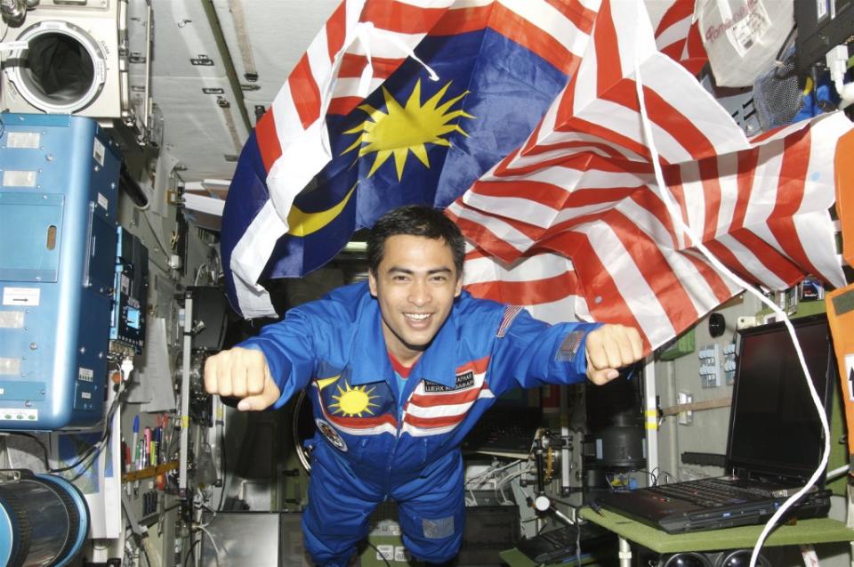 Datuk Dr Sheikh Muszaphar Shukor, Malaysian first ever astronaut. Image credit: nurhafidahdahalandec5g