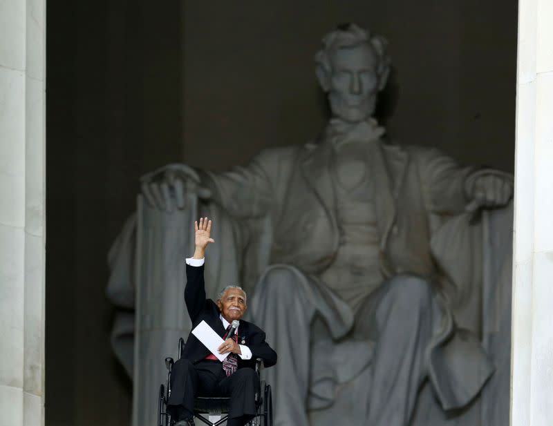 FILE PHOTO: Joseph Lowery waves at the Lincoln Memorial in Washington