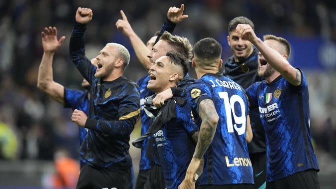 Kemenangan ini membuat Inter lolos ke final dengan agregat 3-0.
I Nerazzurri akan bersua pemenang antara Juventus atau Fiorentina di Stadio Olimpico, 12 Mei mendatang. (AP/Luca Bruno)