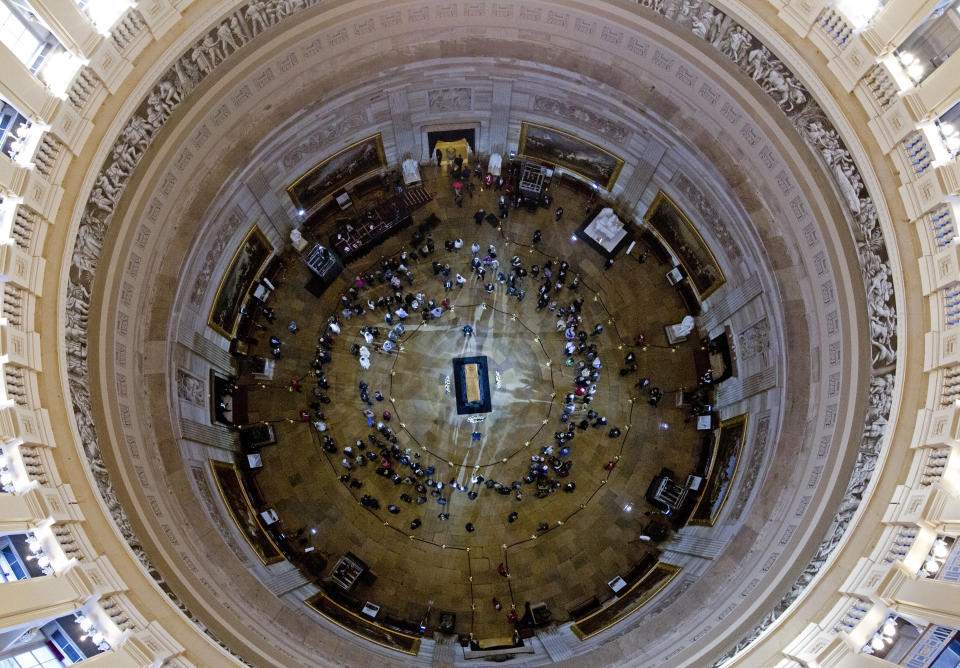 <p>Visitors pay their respects as the casket of Reverend Billy Graham lies in honor at the Rotunda of the U.S. Capitol Building in Washington, Wednesday, Feb. 28, 2018. (Photo: Jose Luis Magana/AP) </p>