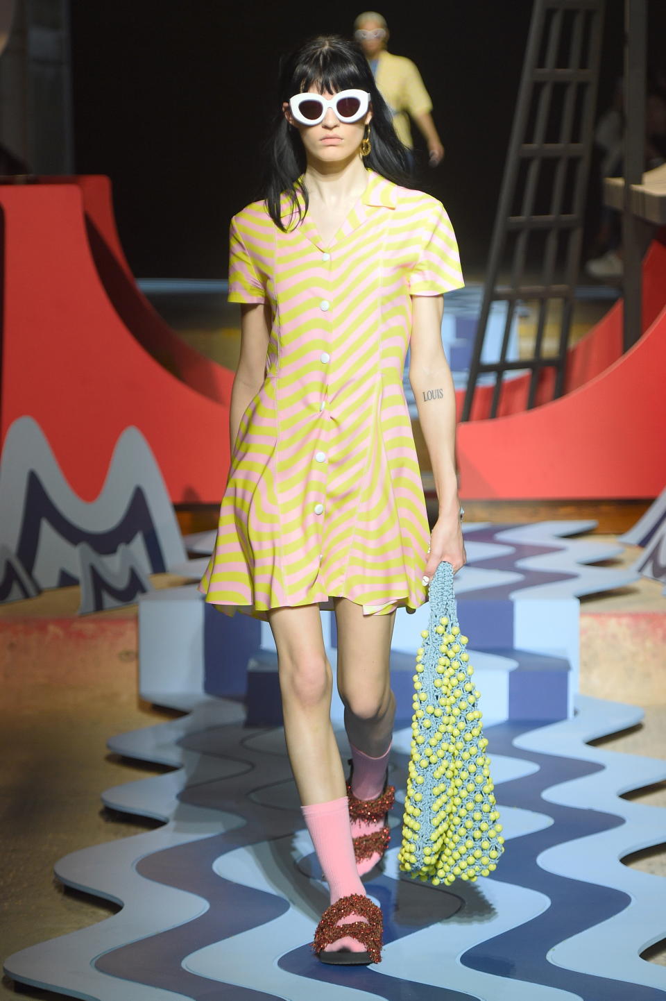 <p>Henry Holland pirate themed show also featured neon netted bags. [Photo: House of Holland] </p>