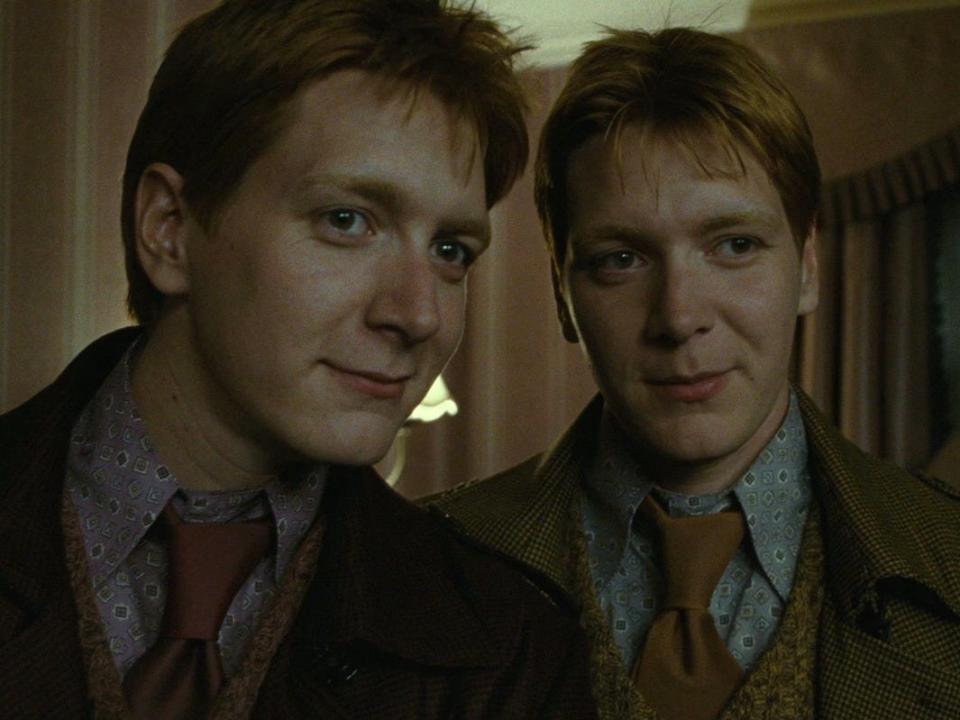 fred and george weasley deathly hallows harry potter