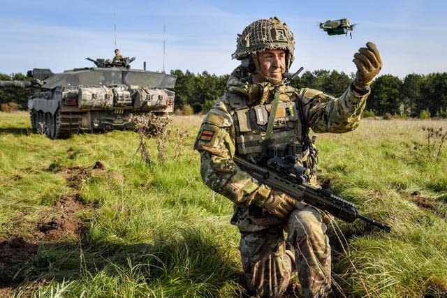 Ben Wallace visits visits Salisbury Plain