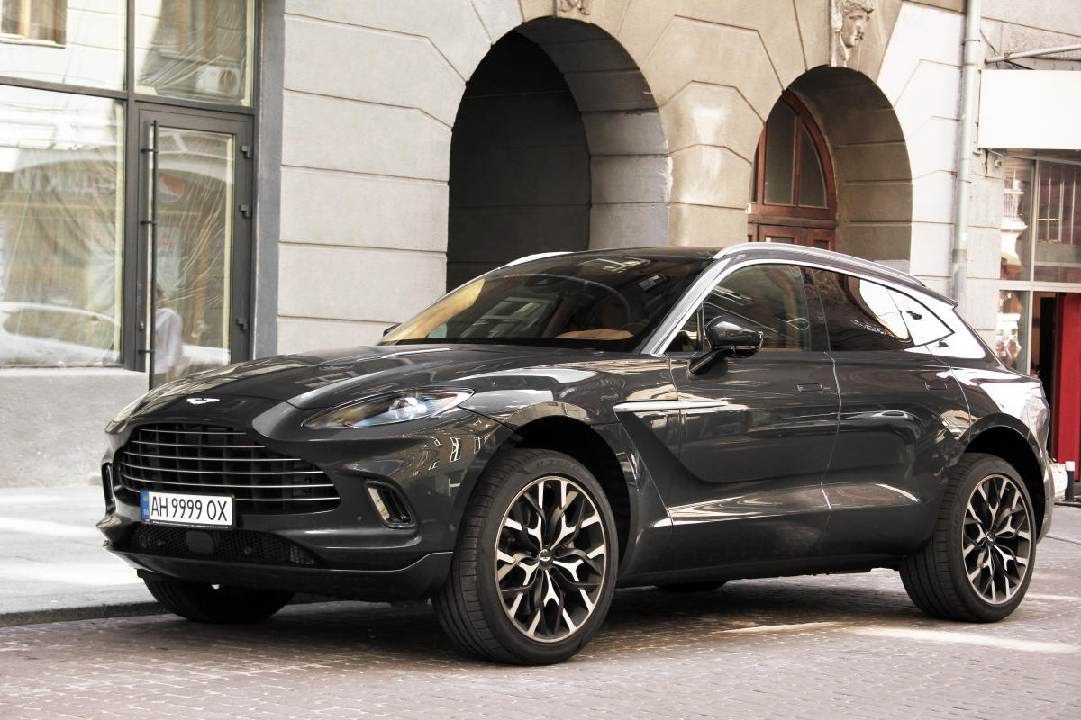 Aston Martin raises £200m to fund new DBX crossover