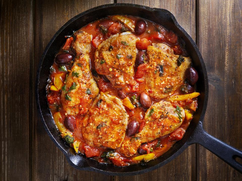 Lunch or dinner: Simple chicken cacciatore