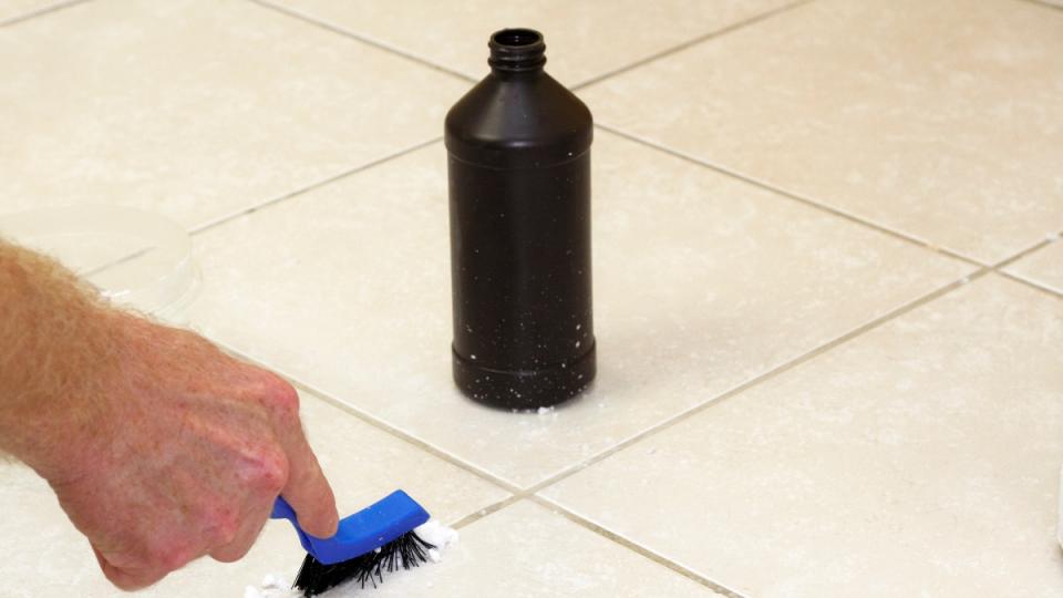 Cleaning tile grout with peroxide and baking soda