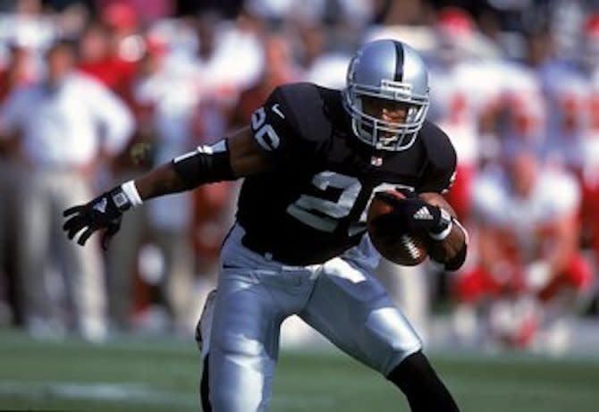 Former Raiders running back Napoleon Kaufman is the new head coach at Bishop O'Dowd — Getty Images