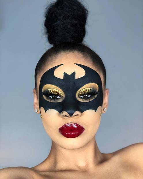 Easy batman makeup. Image via Pinterest.