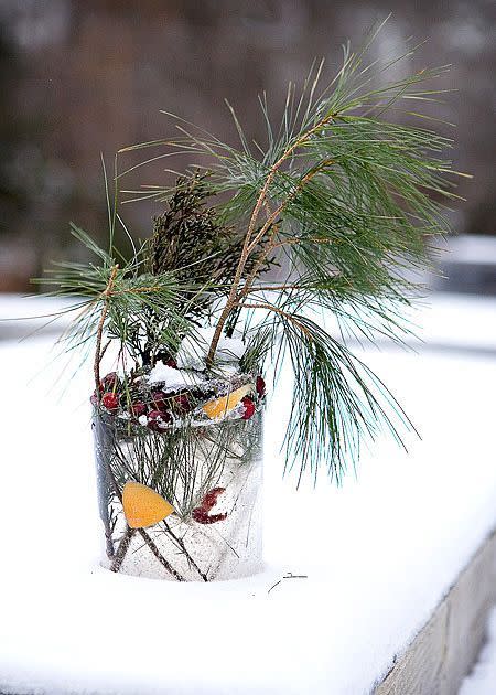 DIY Holiday Ice Lantern