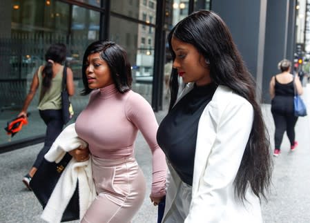 Joycelyn Savage and and Azriel Clary arrive for R. Kelly detention hearing in Chicago