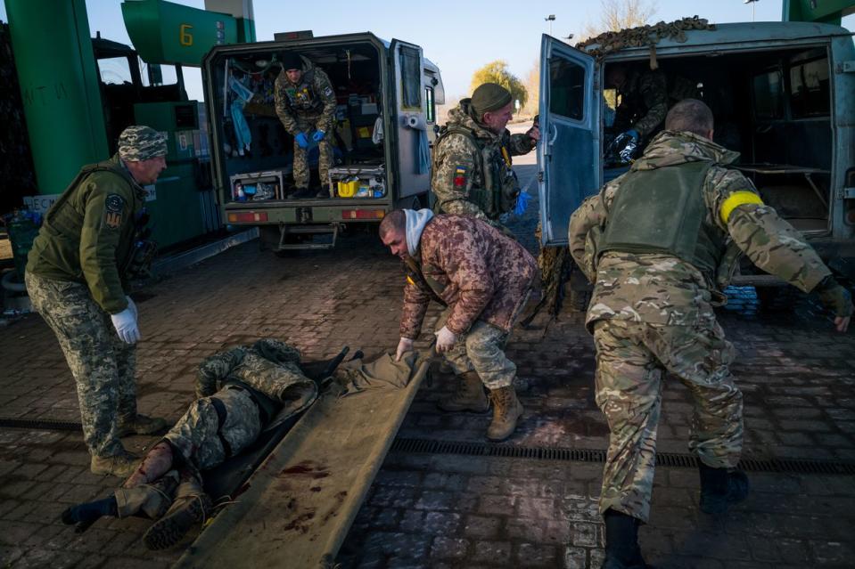 Medics from Medical company of the 59th Brigade during their work in Medical Evacuation Point in Mykolaiv Oblast, Ukraine, on Nov. 10, 2022. (Wojciech Grzedzinski/The Washington Post)