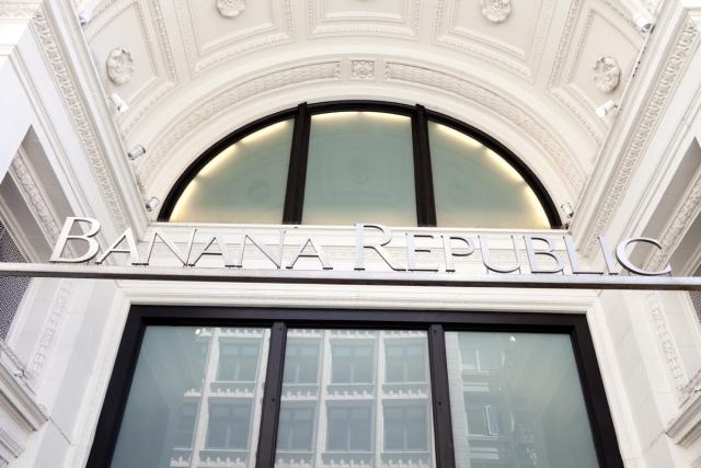 Banana Republic closing Magnificent Mile Chicago store