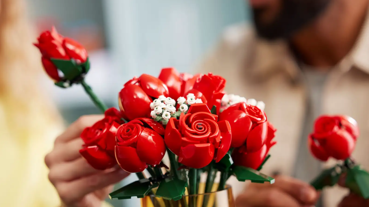 Costco's LEGO Floral Bouquet Is the Ultimate Valentine's Day Gift