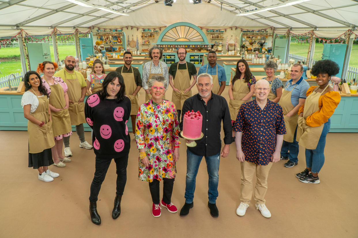 Noel, Prue, Paul and Matt with The Bakers.