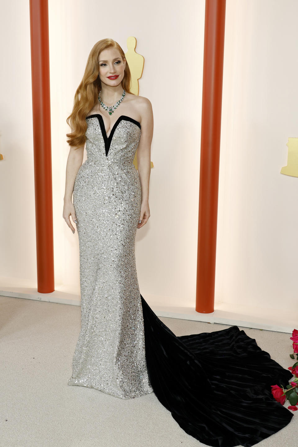 Jessica Chastain on the 2023 Oscars red carpet. (Getty Images)