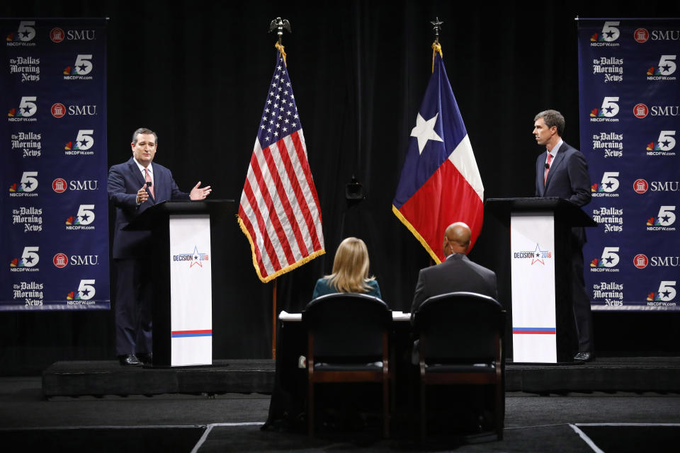 Republican U.S. Senator Ted Cruz, left, and Democratic U.S. Representative Beto O'Rourke, right, take part in their first debate for the Texas U.S. Senate in Dallas, Friday, Sept. 21, 2018. (Tom Fox /The Dallas Morning News via AP, Pool)