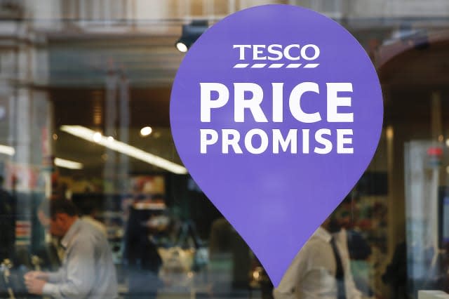 Tesco Starts Accounting Probe After Profit Forecast