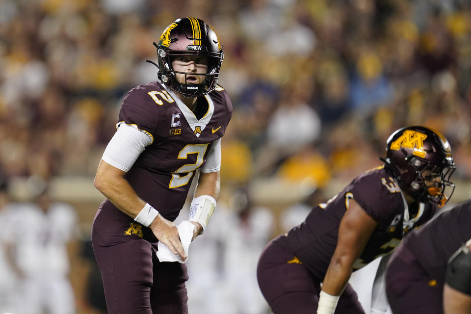 Minnesota quarterback Tanner Morgan calls out plays during the first half of an NCAA college football game against New Mexico State, Thursday, Sept. 1, 2022, in Minneapolis. (AP Photo/Abbie Parr)