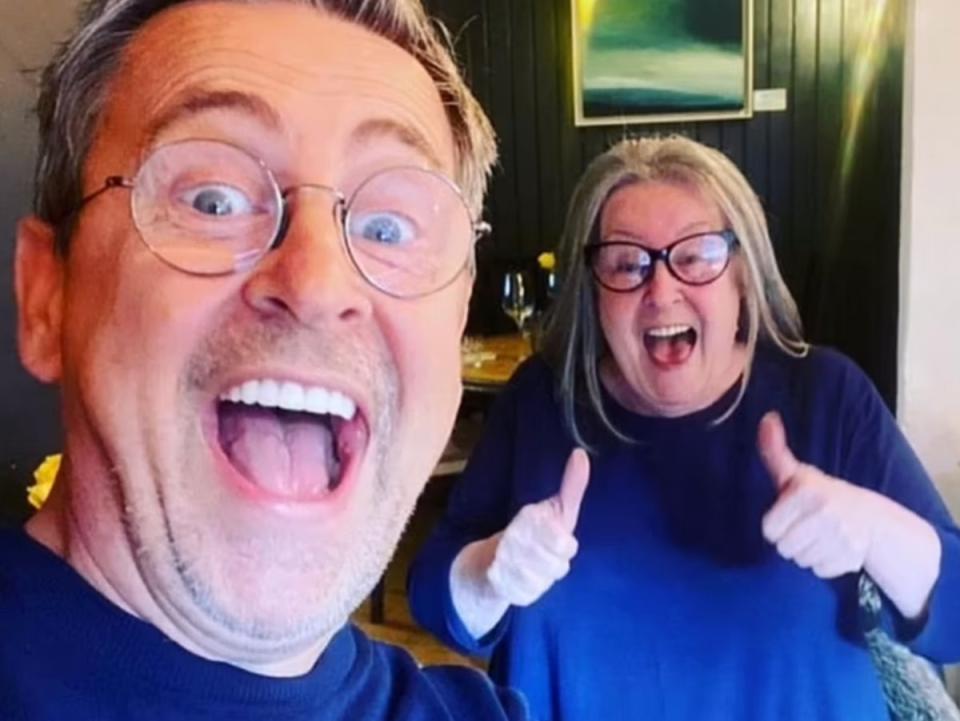 ‘Gogglebox’ star Stephen Lustig-Webb alongside his late mother Pat (Instagram)