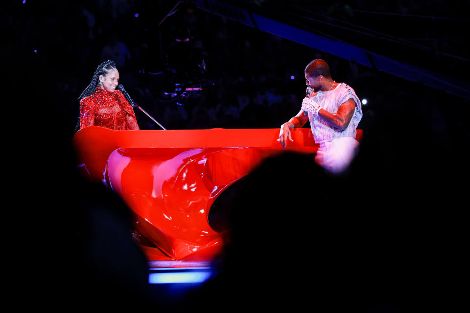 Alicia Keys and Usher onstage at the Super Bowl