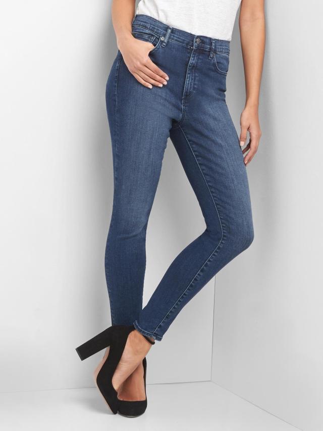 20 Jeans for Thick Thighs That Won't Gap at the Waist 2022