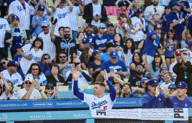 Dodgers' Freddie Freeman gets his 2,000th hit with a double vs. the Astros