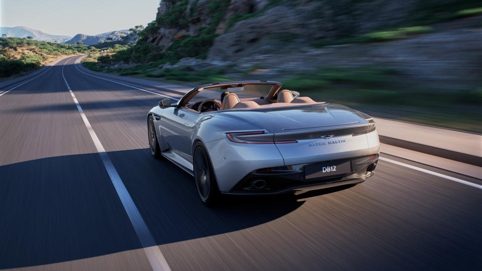 Aston Martin DB12 Volante