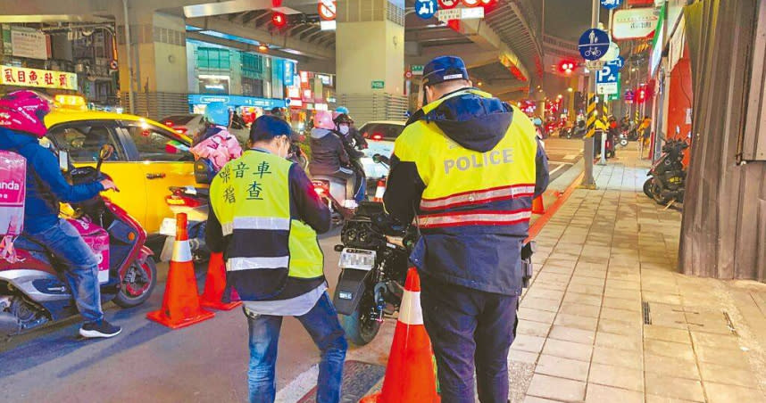 新北市環保局加嚴噪音管制，7月18日起噪音車管制擴大為24小時。（圖／新北市環保局提供）