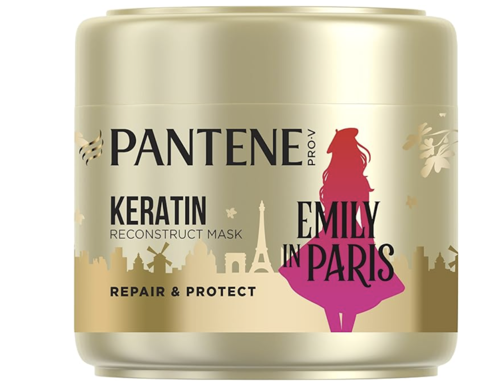 Alerte Beauté : shoppez la collaboration Emily in Paris X Pantene disponible en édition limitée