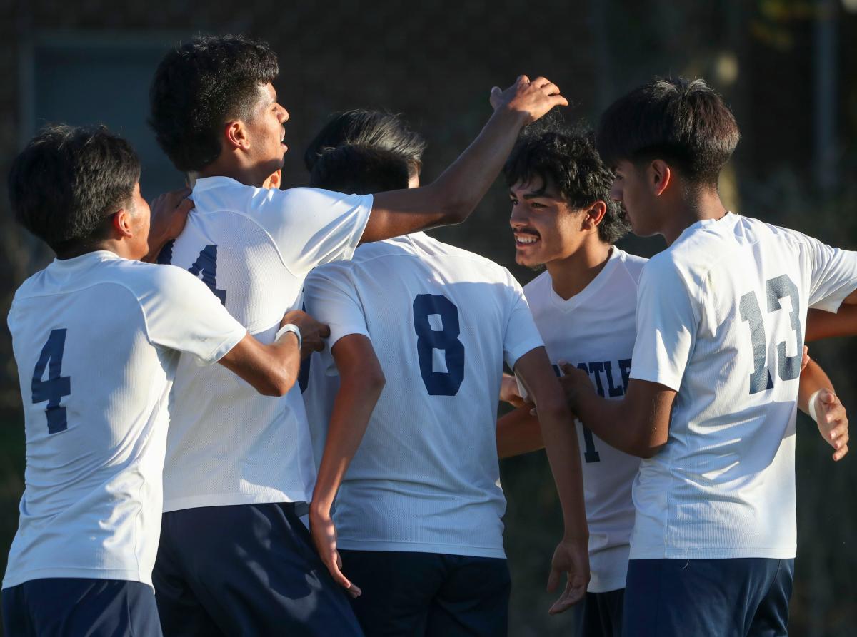 Final Delaware high school boys soccer, cross country team rankings