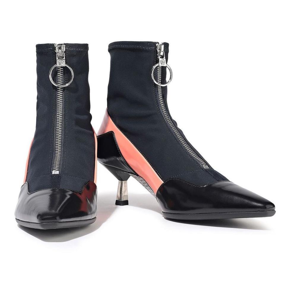 29) Color-Block Ankle Boots