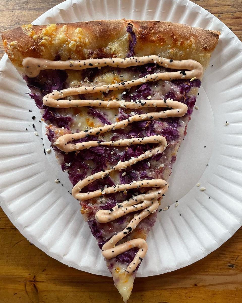 A look at Pizza Tree's special Reuben pizza, with corned beef, pickled cabbage, Swiss and mozzarella cheese, Goldie's Bagel everything spice and thousand island sauce