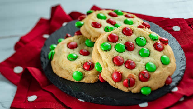 <p>Jingle Sugar Cookie from Sunshine Seasons </p><p>Disney</p>