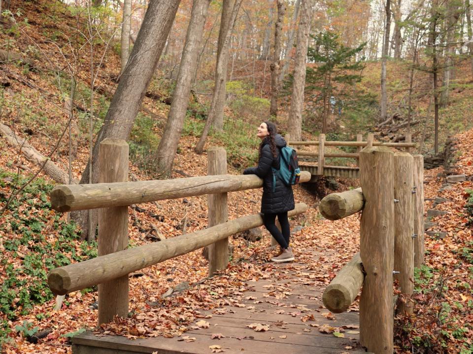 Talia Lakritz hiking Seven Bridges Trail.