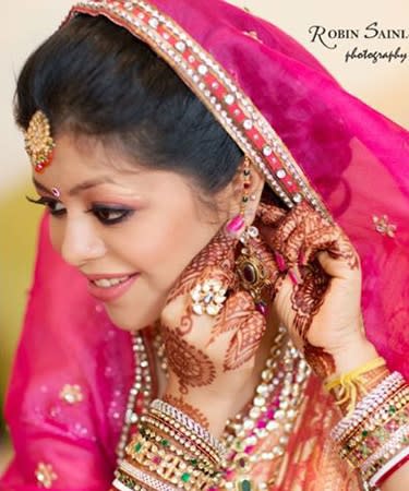 Bookmark These Trending Bengali Bridal Haldi Looks [2024]