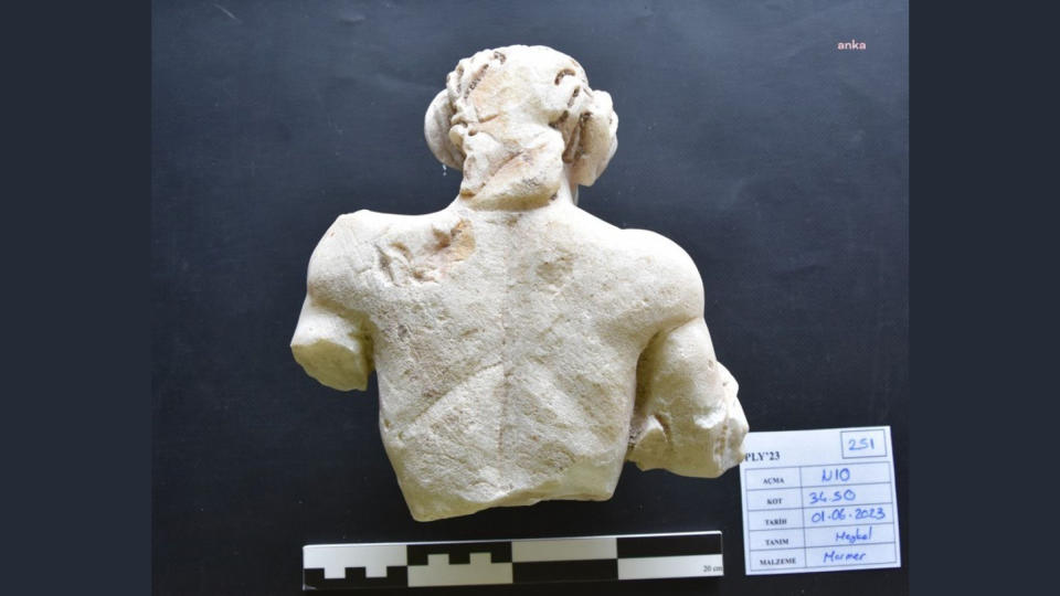 It's likely the statue was brought to Contantinople between the fourth and the sixth centuries when Classical sculptures were used to decorate the palaces of aristocrats.