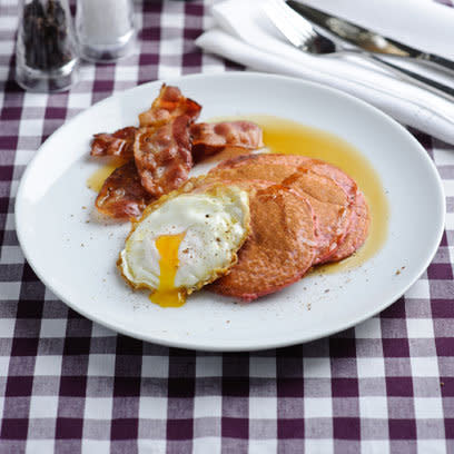 Beetroot pancakes with eggs