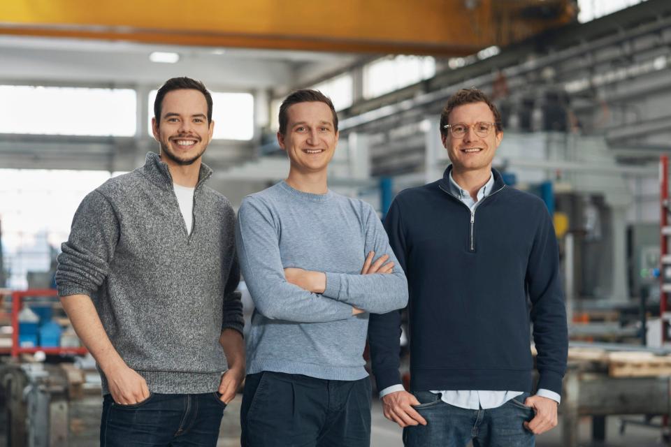 Die Tacto-Gründer Johannes Groll (CPO), Nico Bentenrieder (CTO) und André Petry (CEO). - Copyright: Tacto