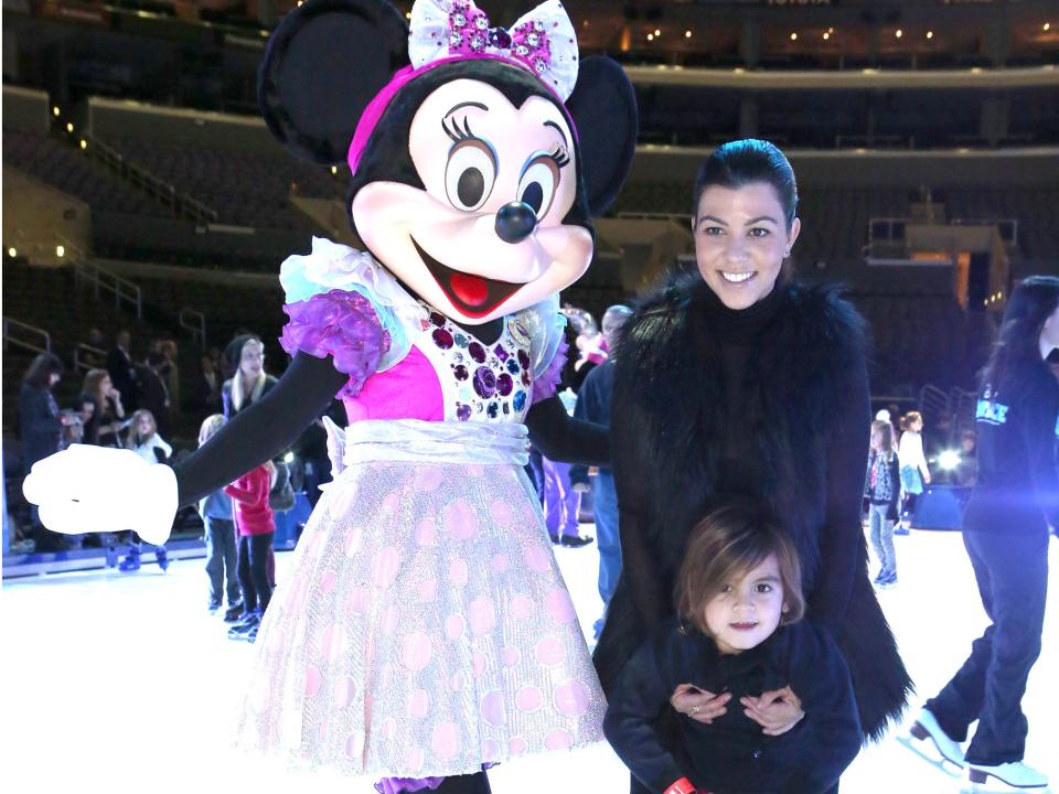 kourtney kardashian disney on ice