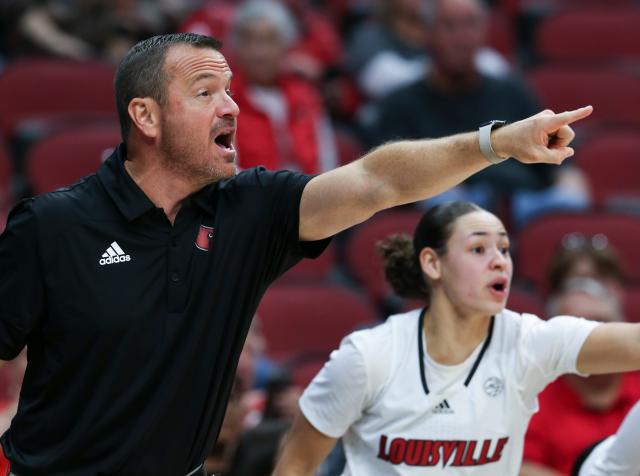 Louisville's Mykasa Robinson creating different scoring