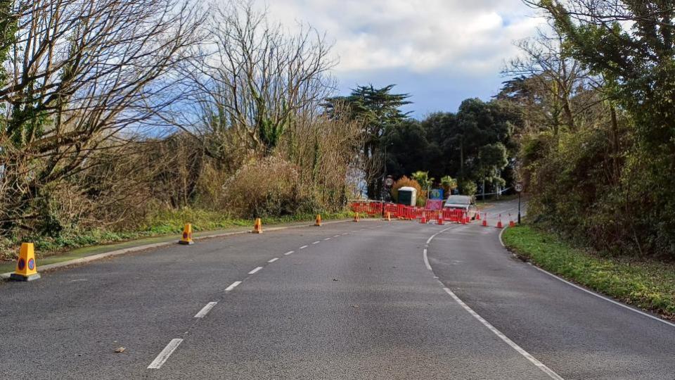 Isle of Wight County Press: Previous barriers on Leeson Road blocked off the Bonchurch Landslip car park