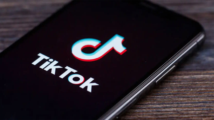 TikTok tiene un crecimiento explosivo y las empresas no pueden ignorar sus posibilidades y riesgos.