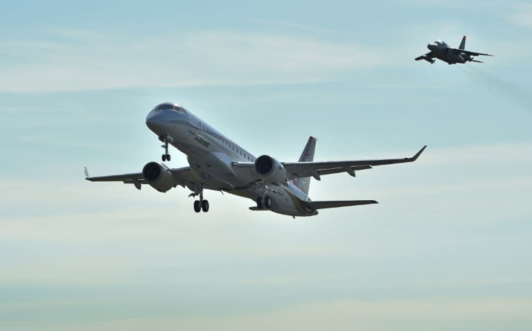 Japan's Mitsubishi Regional Jet (MRJ) takes off on its maiden test flight from Nagoya airport, on November 11, 2015