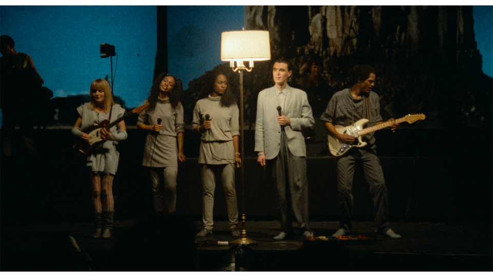 Tina Weymouth, Ednah Holt, Lynn Mabry, David Byrne, and Alex Weir in "Stop Making Sense"