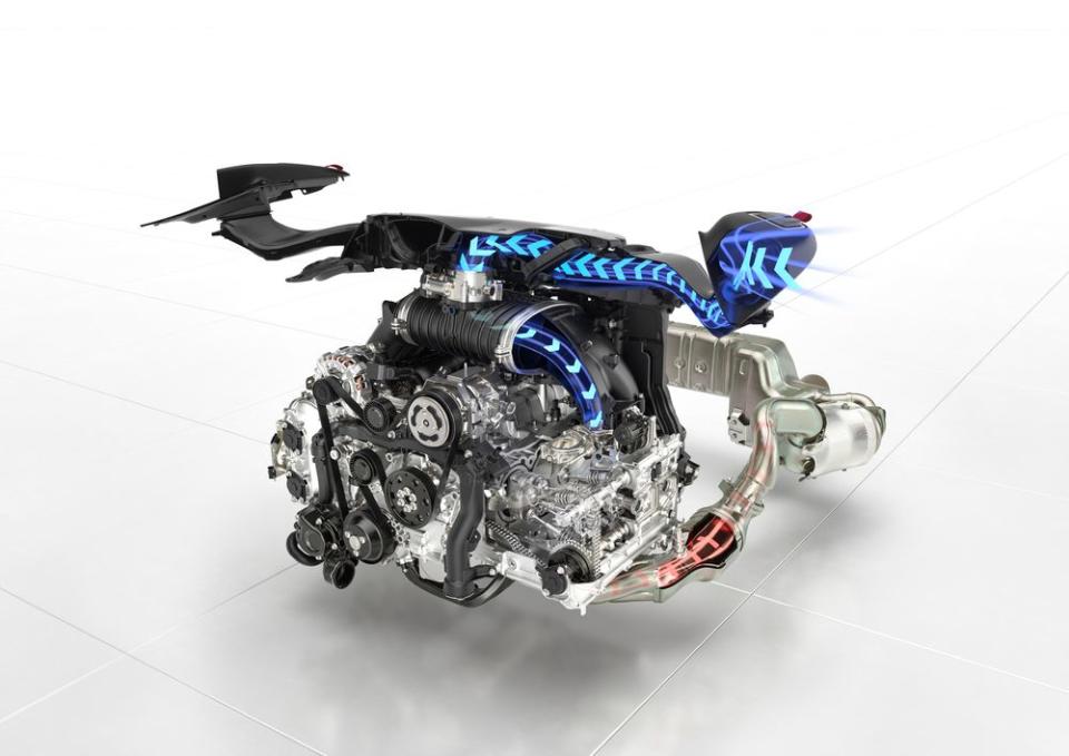 全新718 Spyder RS標配輕量化跑車排氣系統和頭枕後方的側進氣口設計，使無加工引擎聲浪原音重現。(圖片提供：Porsche Taiwan)